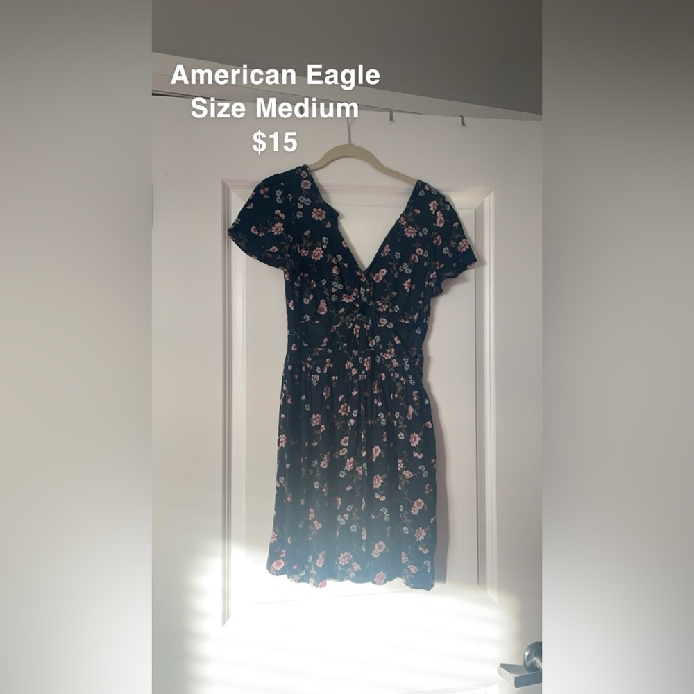 American Eagle Floral Dress Size Medium